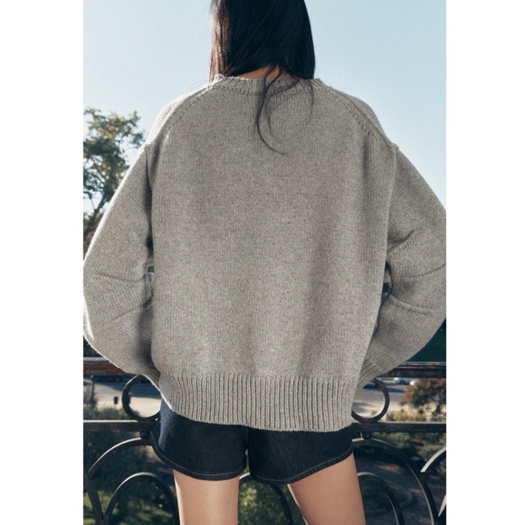 NWT Zara Pleated Sleeve Knit Sweater Pullover Wool Blend in Gray 3920/180 - Picture 4 of 15